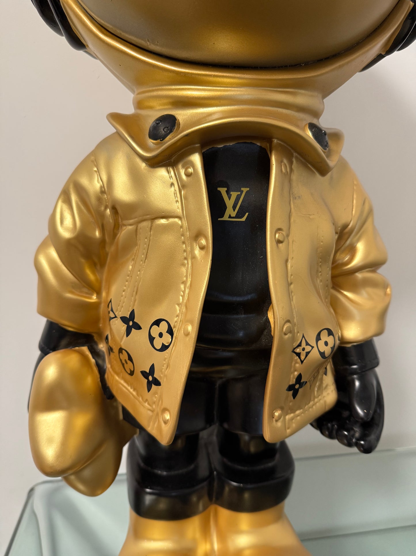 THE LV COSMONAUT