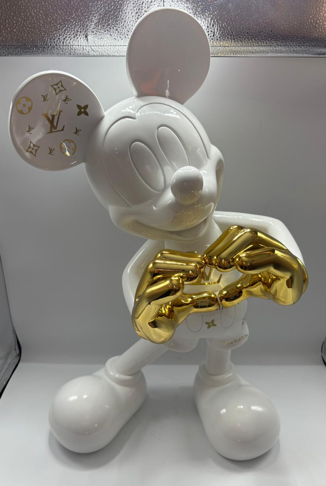 BIG MICKEY